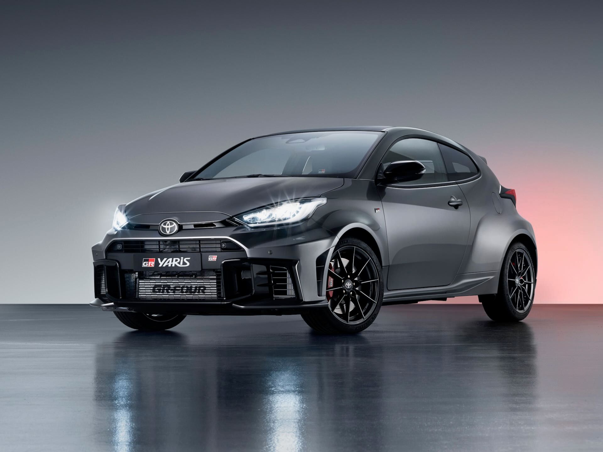 Toyota-GR-Yaris-2024-1.jpeg