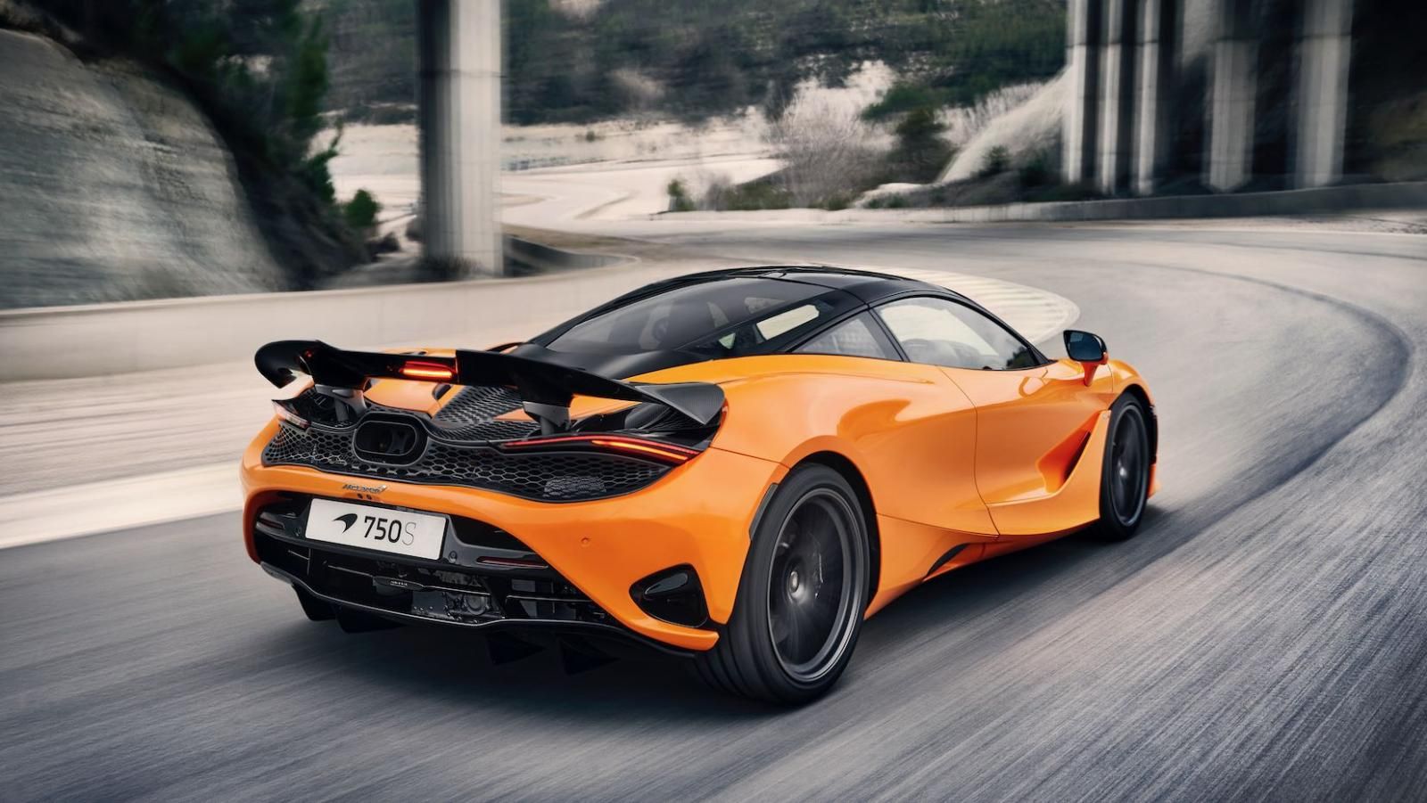 Nuova McLaren 750S