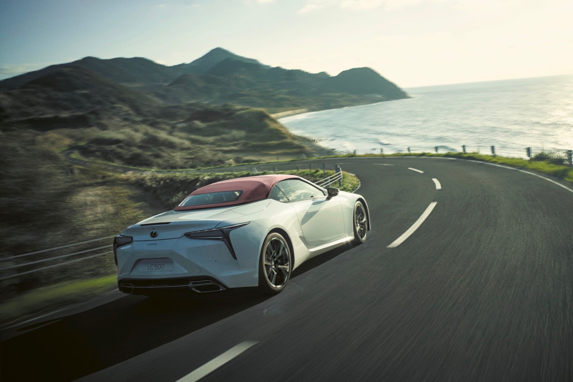 Lexus-LC-Hokkaido-Edition - 1.jpg