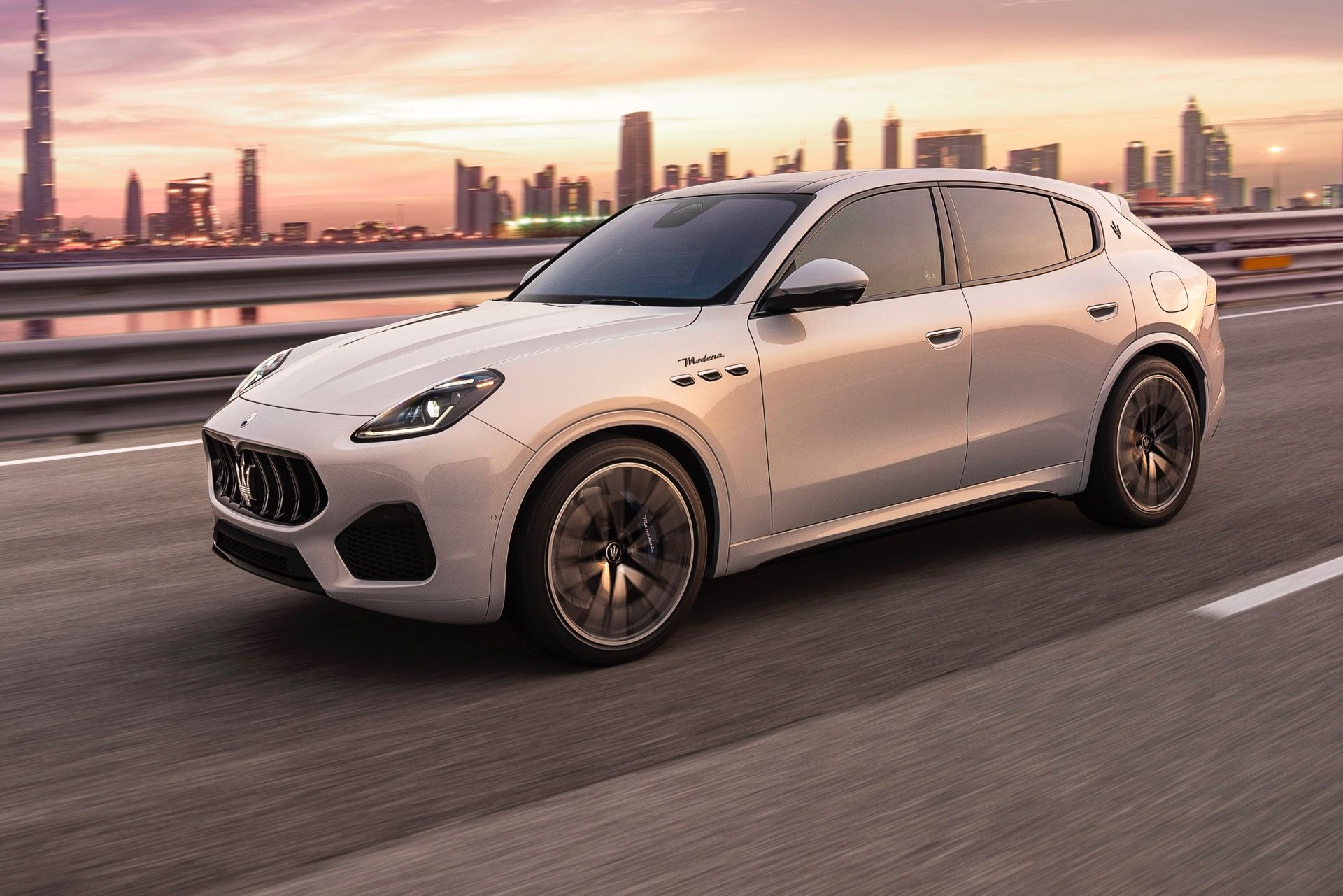 Maserati-Grecale-2022 - 3.jpg