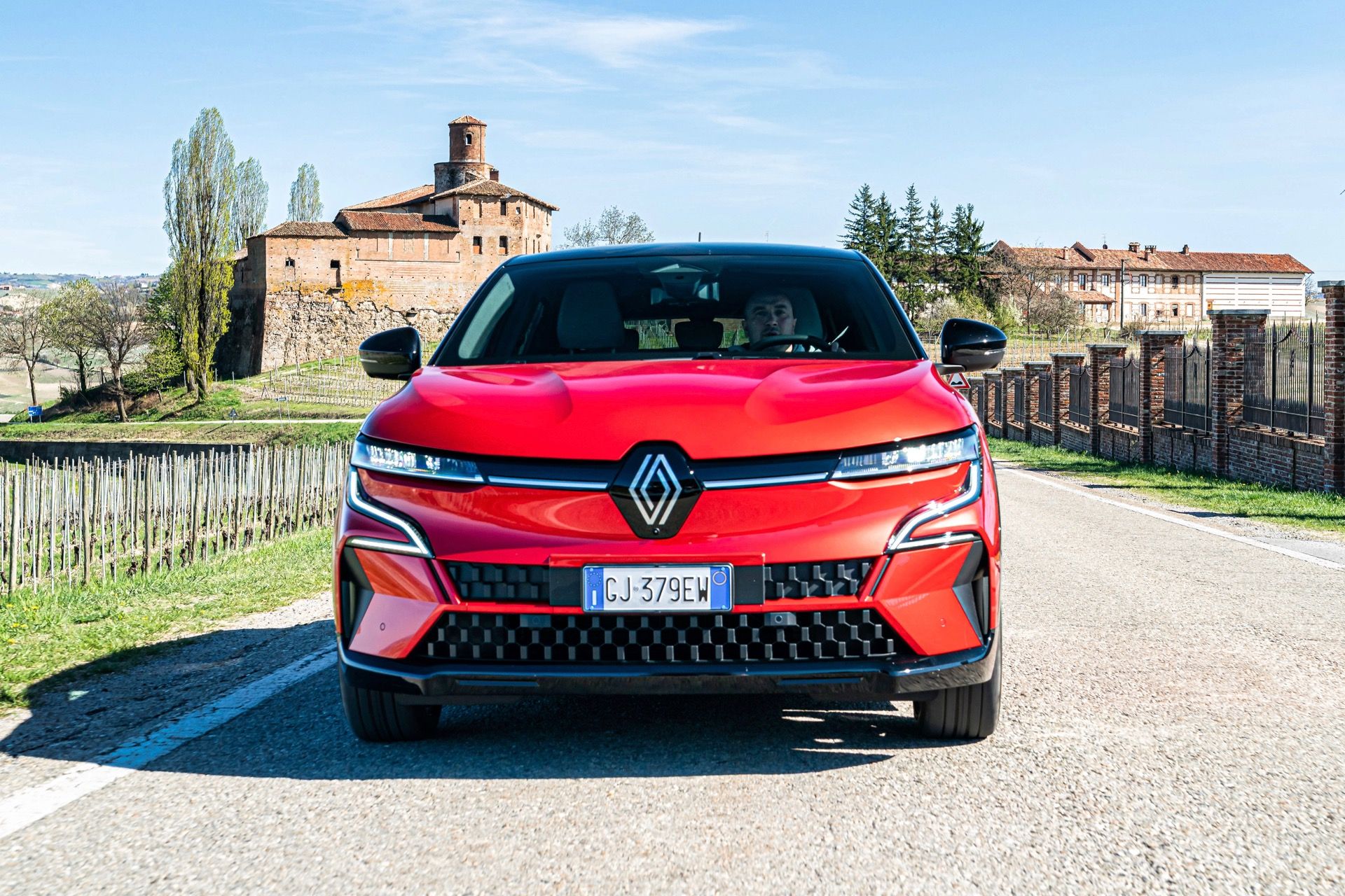 Renault-Mégane-E-Tech-Electric-2022 - 8.jpg