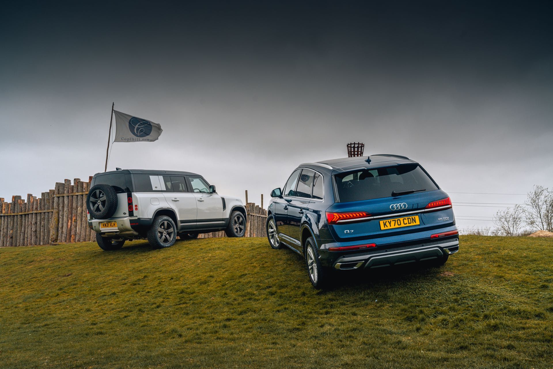 TopGear-Audi-Q7-VS-Land-Rover-Defender-110- - 5.jpg