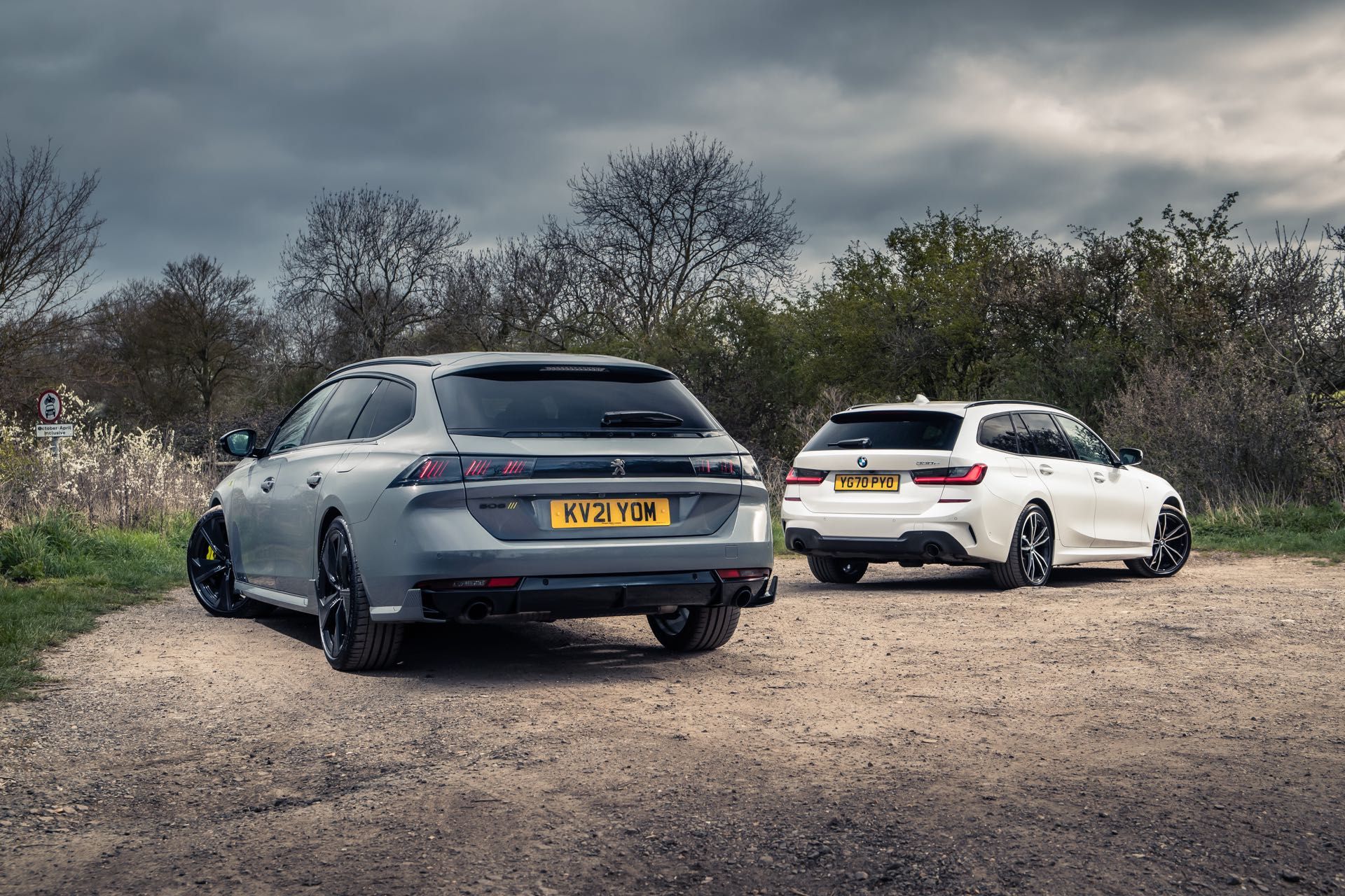 BMW-330e-Touring-vs-Peugeot-508-PSE-SW-2.jpg