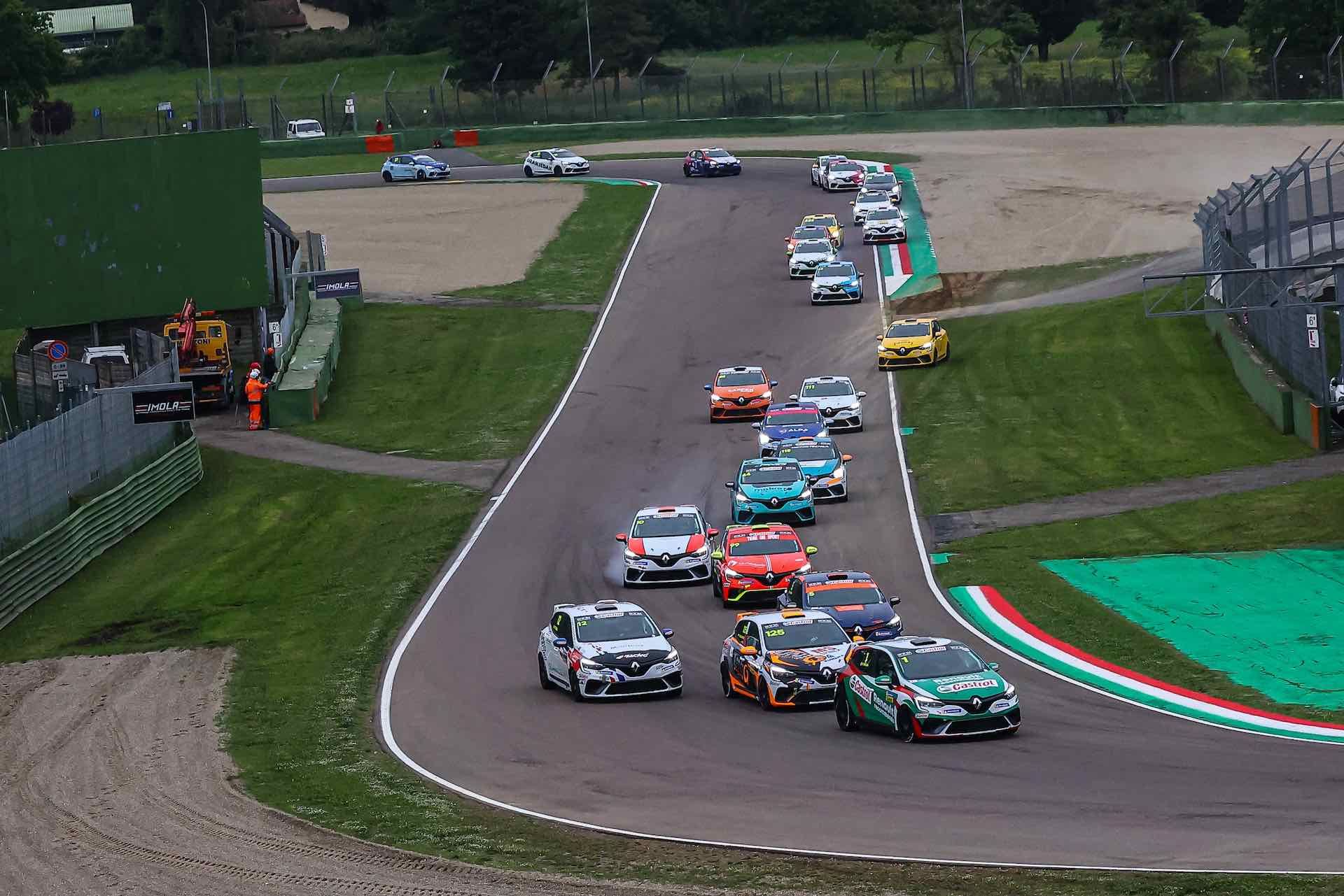 Clio Cup Imola.jpg.jpeg