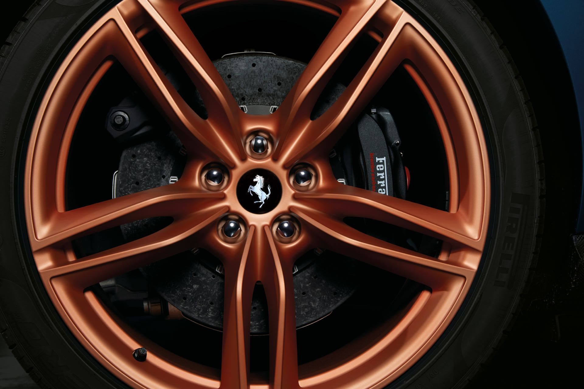 Ferrari-Roma-tailor-made - 9.jpg