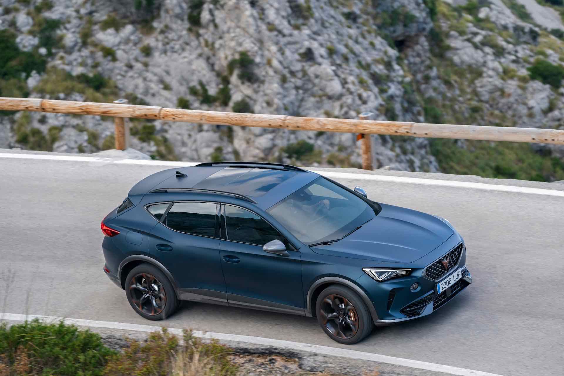CUPRA-Formentor-Dynamic_20_HQ.jpeg
