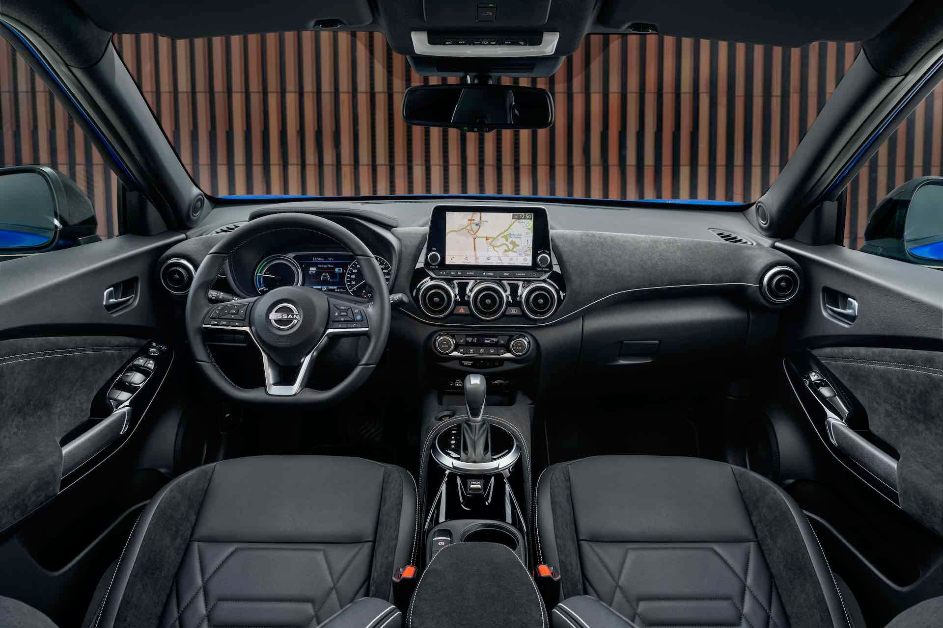 Nissan JUKE Hybrid - Interni (1).jpeg