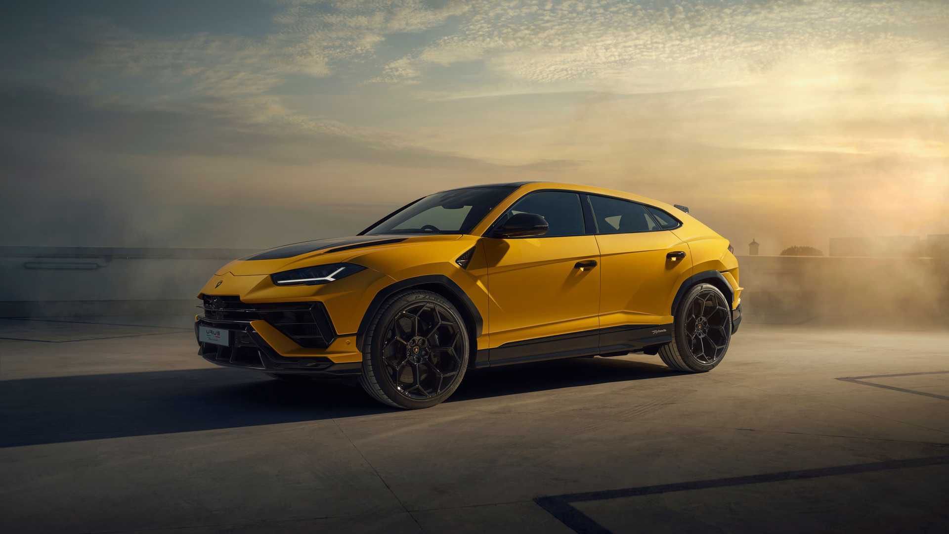 Lamborghini-Urus-Performante-2023-2.jpg