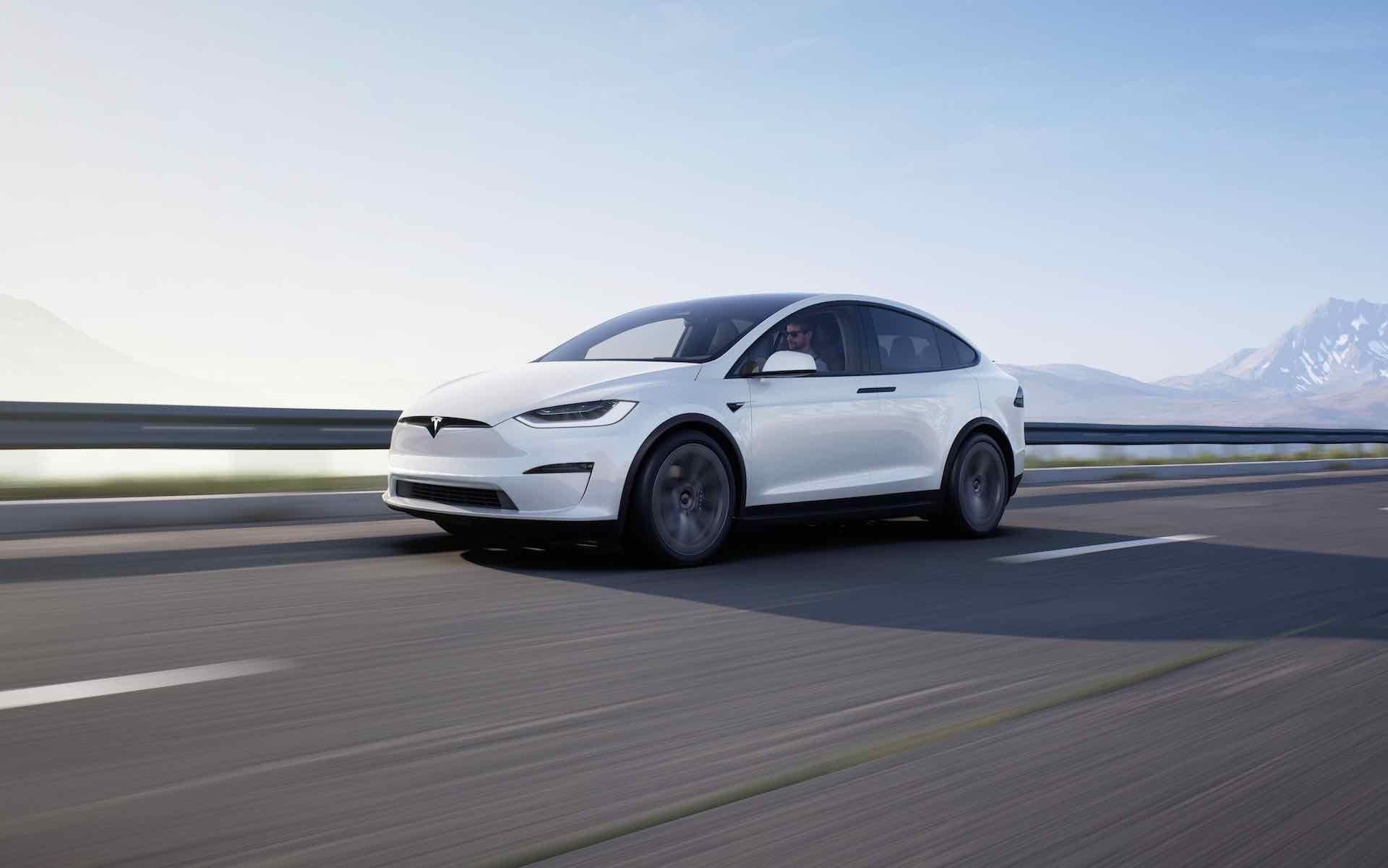 Model-X-Main-Hero-Desktop-LHD (1).jpeg