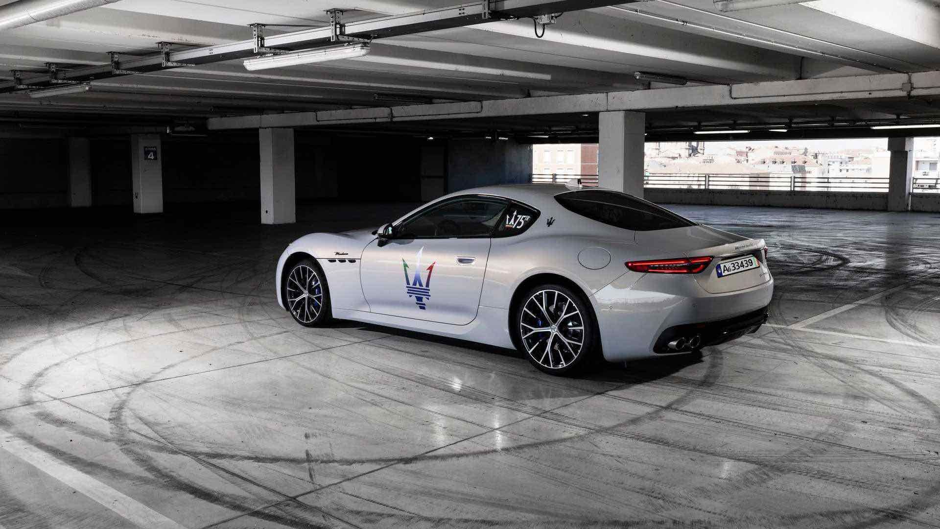Maserati-granturismo-v6 - laterale posteriore (1).jpeg