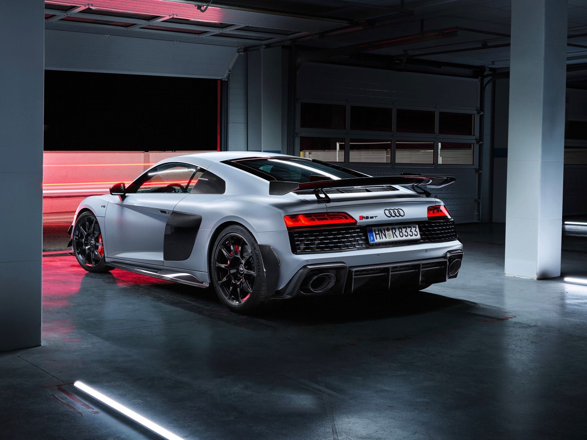 Audi-R8-Coupé-GT-2023-10.jpg