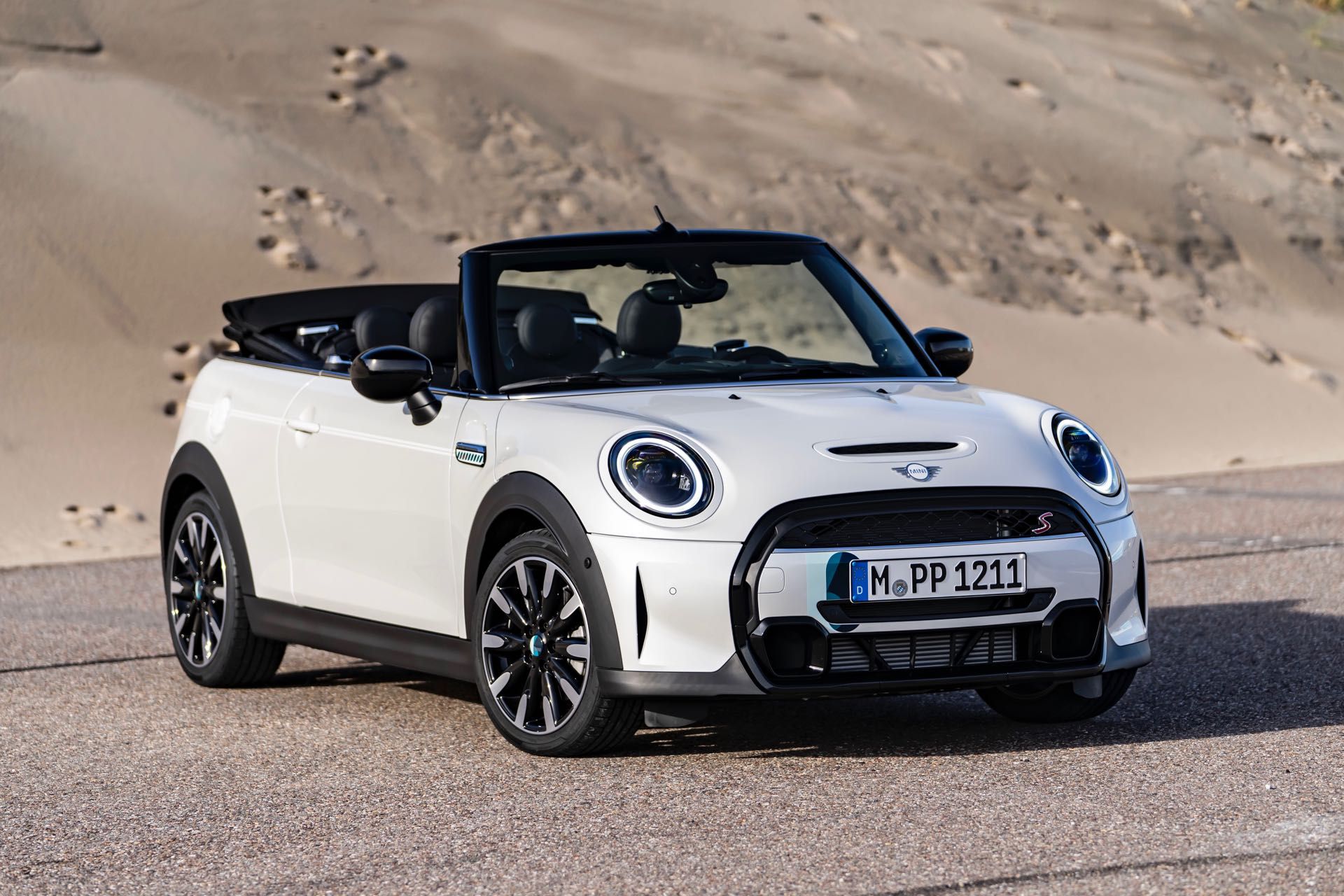 Mini-Cabrio-Seaside-Edition-2023-15.jpg
