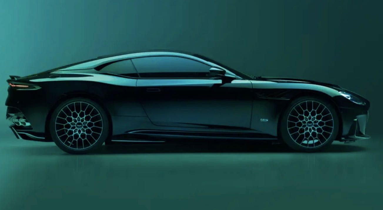 Aston-Martin-DBS-770-Ultimate-2.jpg