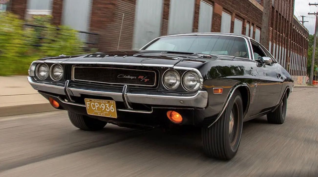 Dodge-Hemi-Challenger-R-T-SE-1970 - 1.jpg