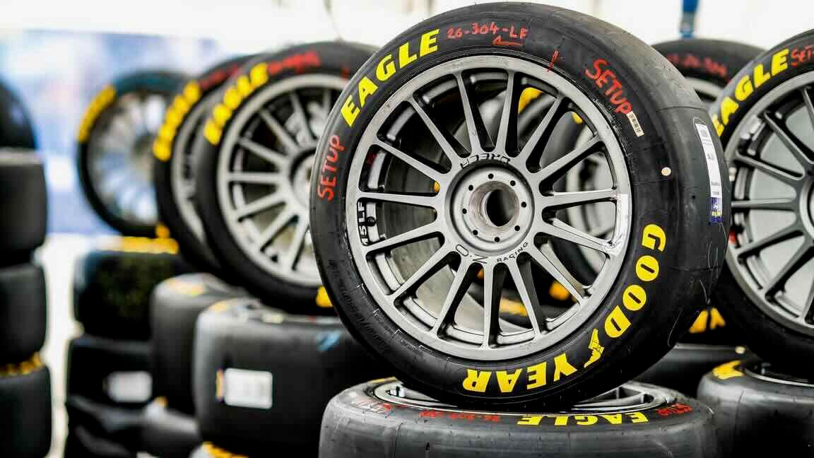 Goodyear_Eagle_F1_Tire.jpeg