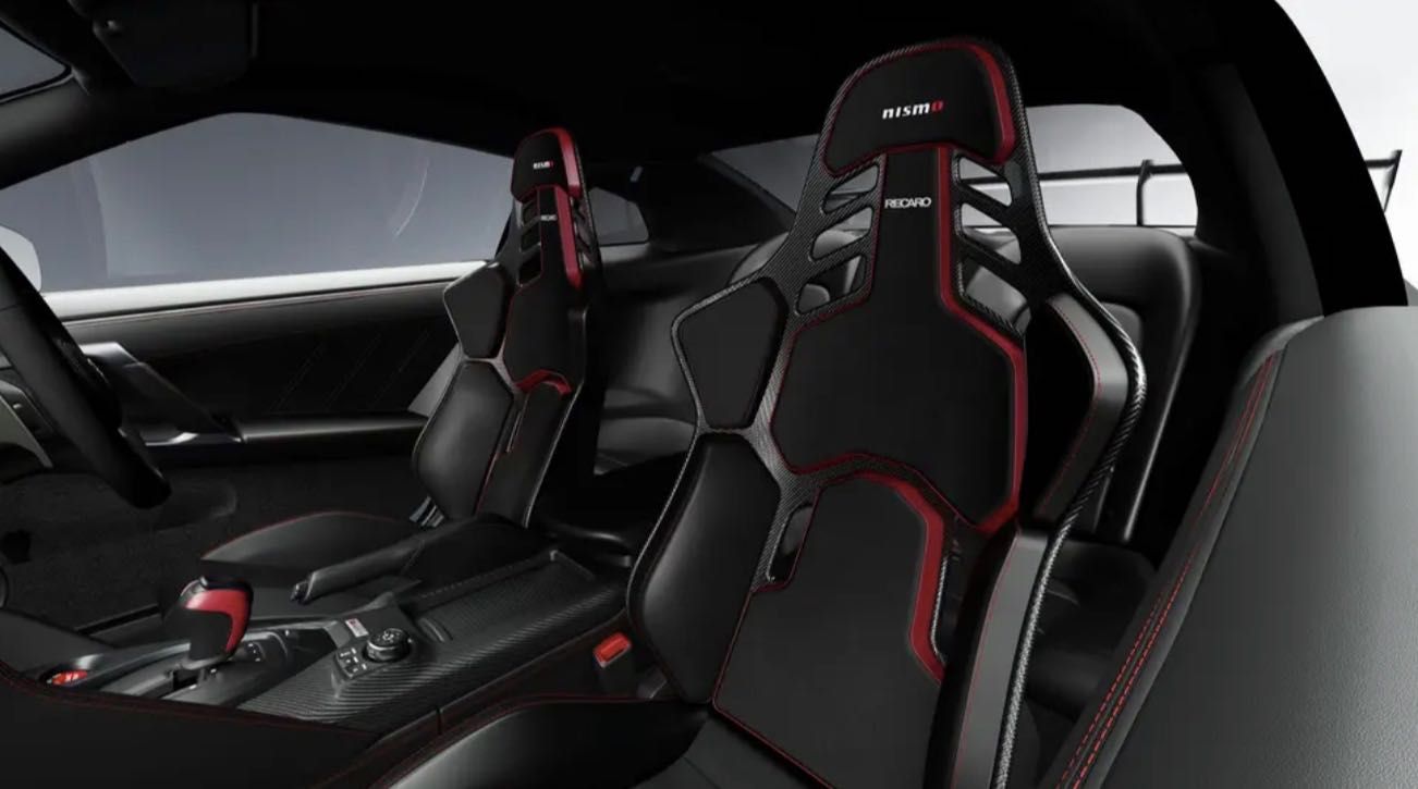 Nissan-GT-R-2024-2.jpg