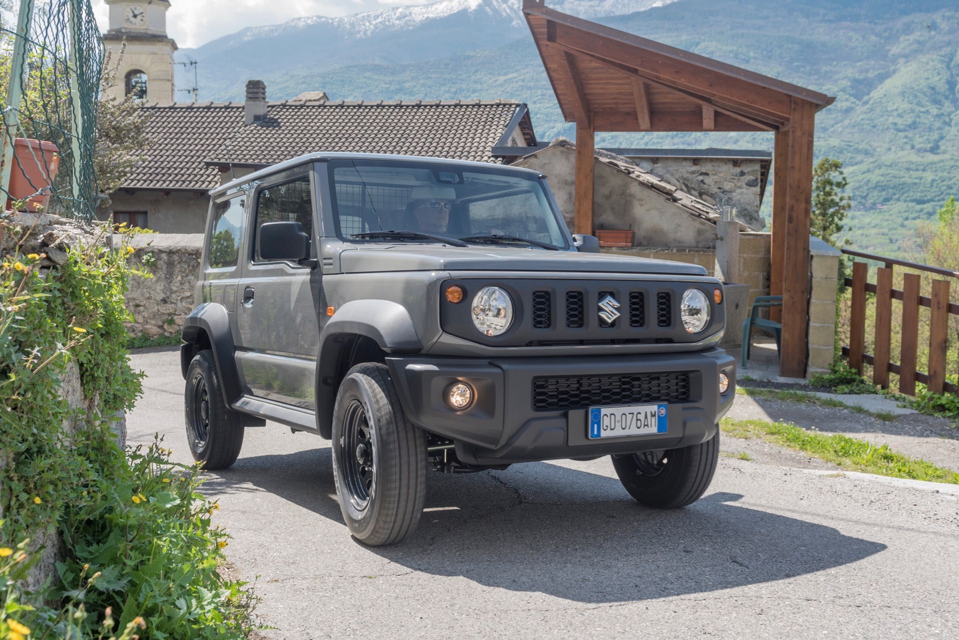 Suzuki-Jimny-Pro-2.jpg