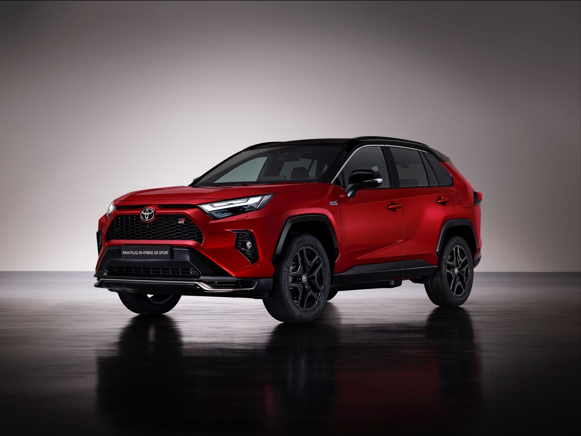 Toyota-RAV4-GR-Sport-1.jpg