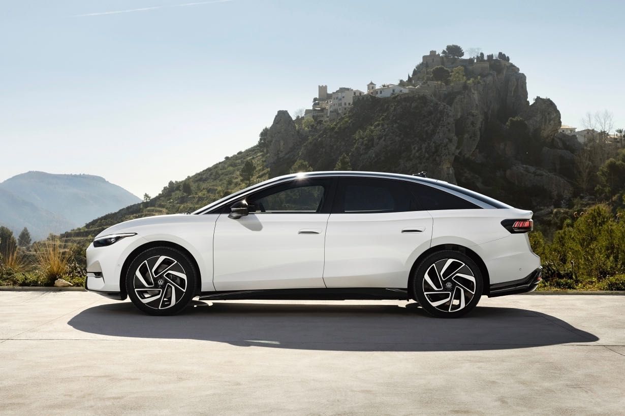 Volkswagen-ID.7-8.jpg
