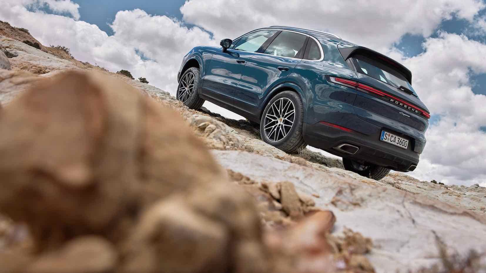porsche-cayenne_2023_17.jpeg