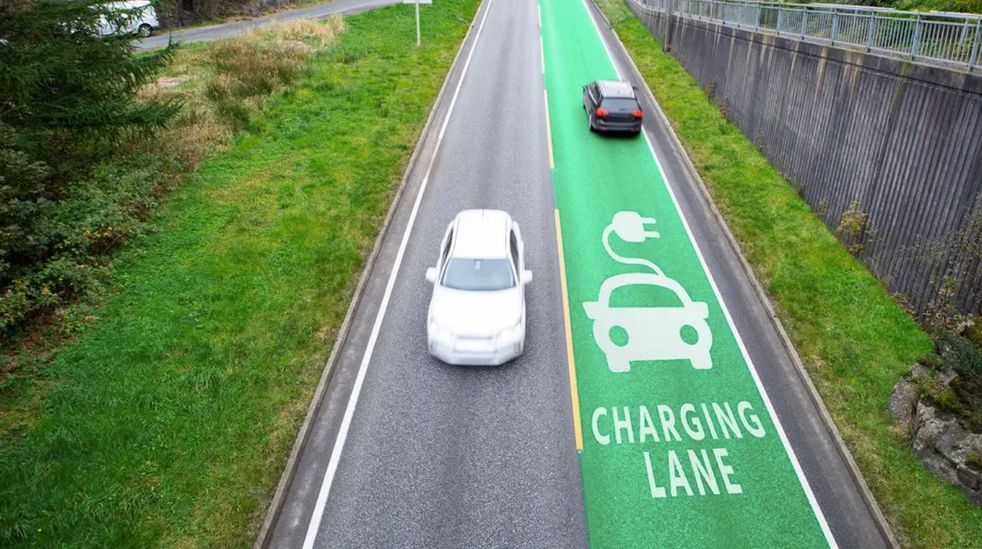 strada-ricarica-induttiva-auto elettriche.jpg