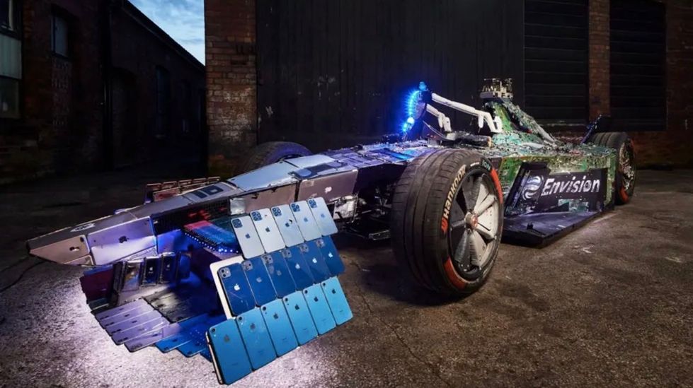 Envision-Racing-Formula-E-rottami-elettronici - 1.jpg