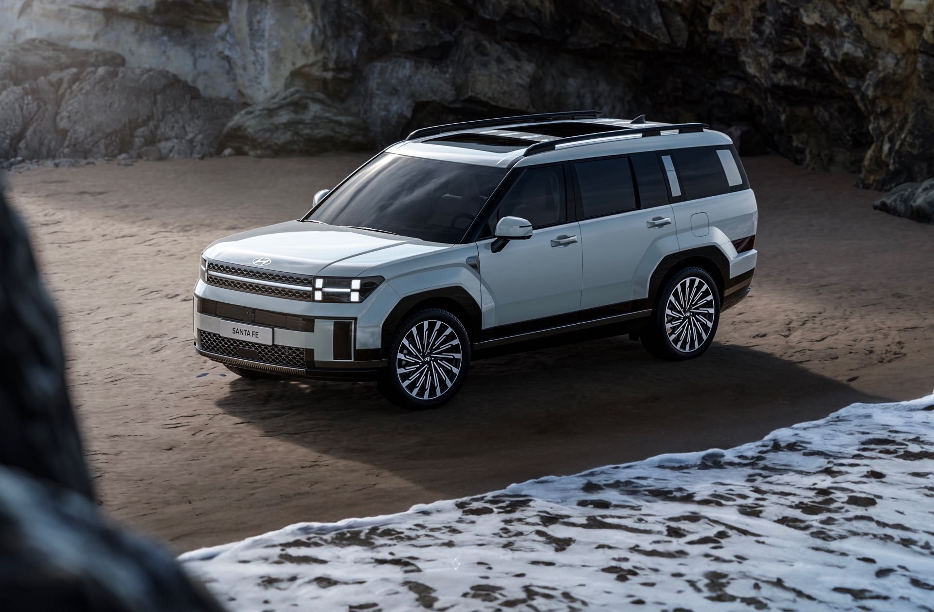 Hyundai-Santa-Fe-2024-2.jpg
