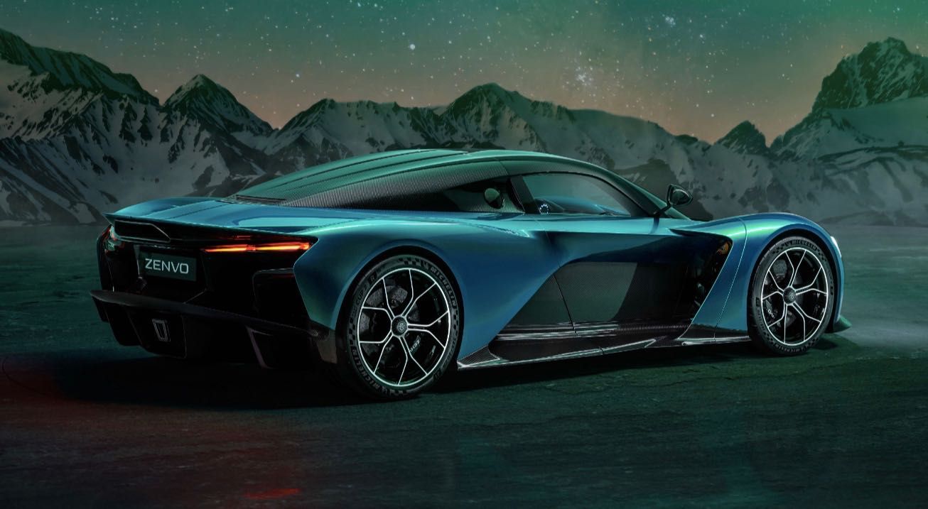 Zenvo-Aurora-Tur-Agil-2.jpg