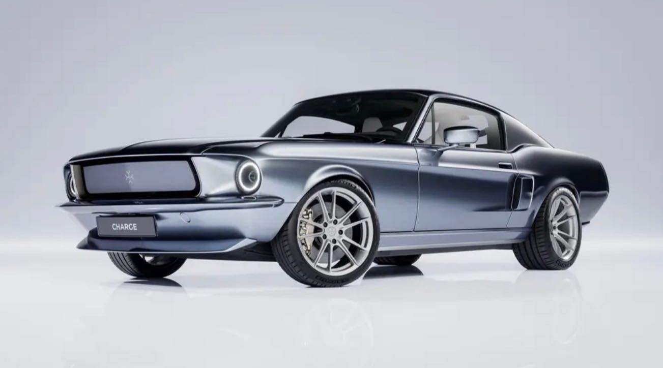 Charge-Cars-Ford-Mustang-Fastback-elettrica-1.jpg