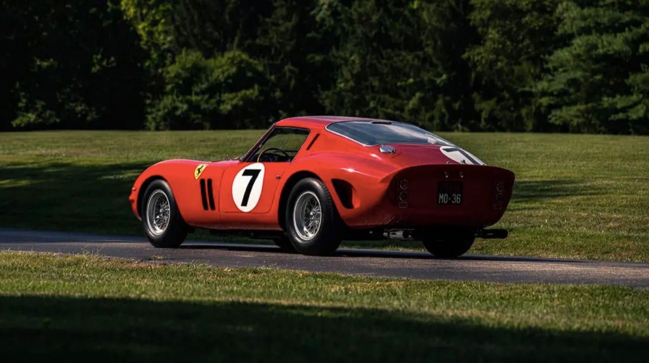 Ferrari-250-GTO-Tipo-1962-2.jpg