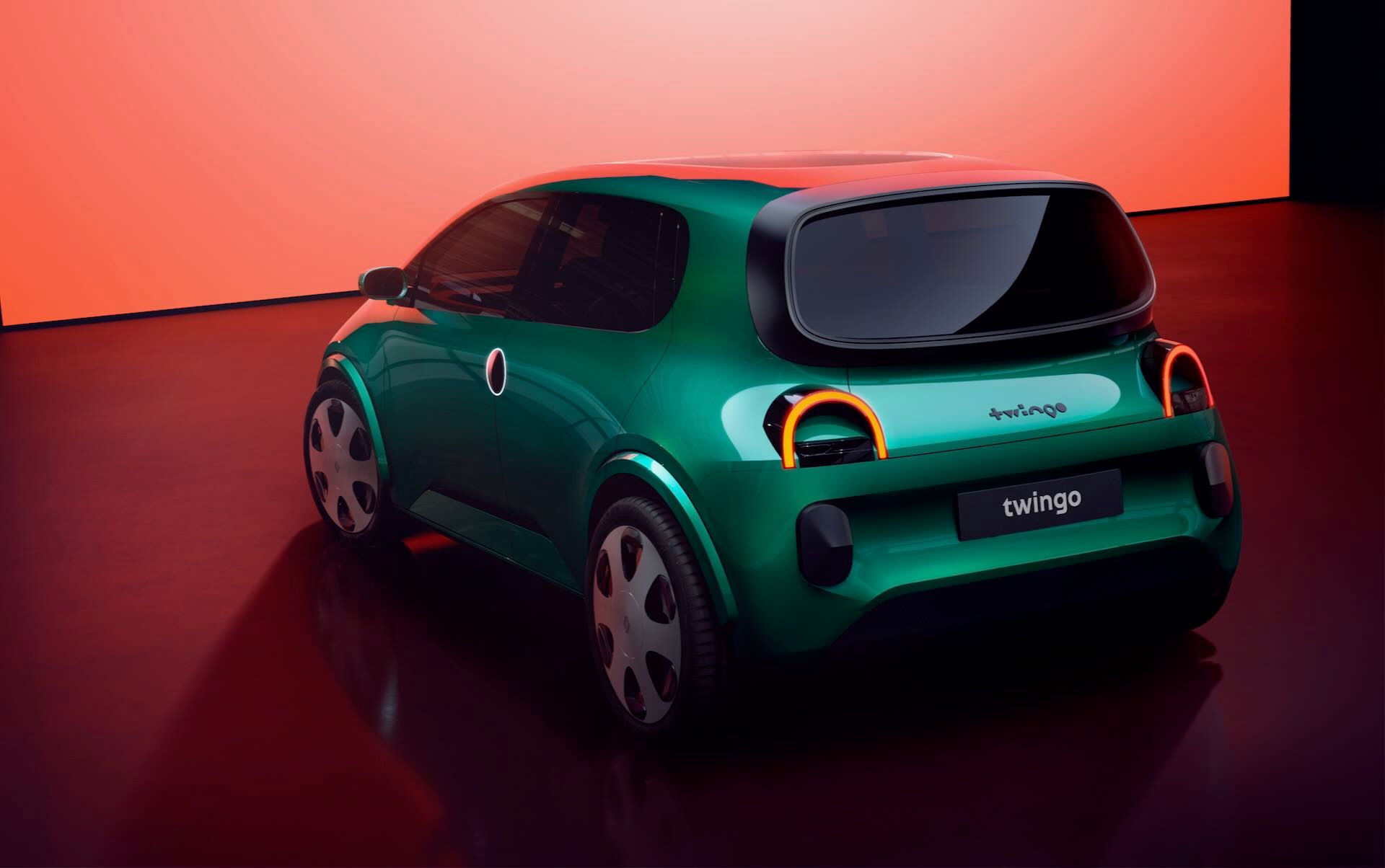 Renault-Twingo-Legend Concept-2.jpeg