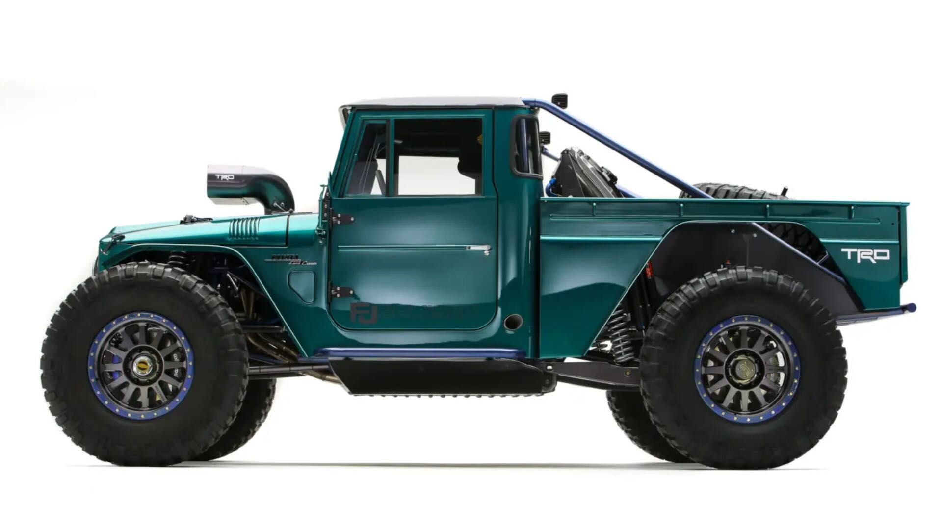 Toyota-FJ-Bruiser-Concept -2.jpeg