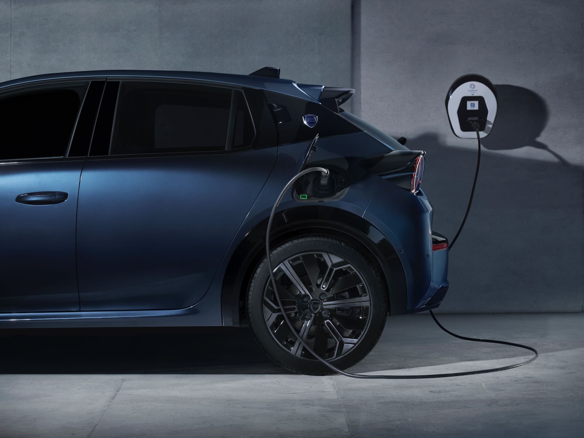 NUOVA-LANCIA-YPSILON-EDIZIONE-LIMITATA-CASSINA - 4.jpeg