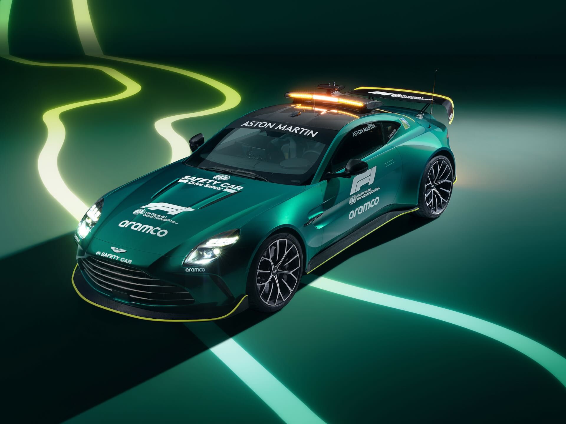 Aston-Martin-Vantage-Safety-Car-FIA-Formula-1-1.jpeg