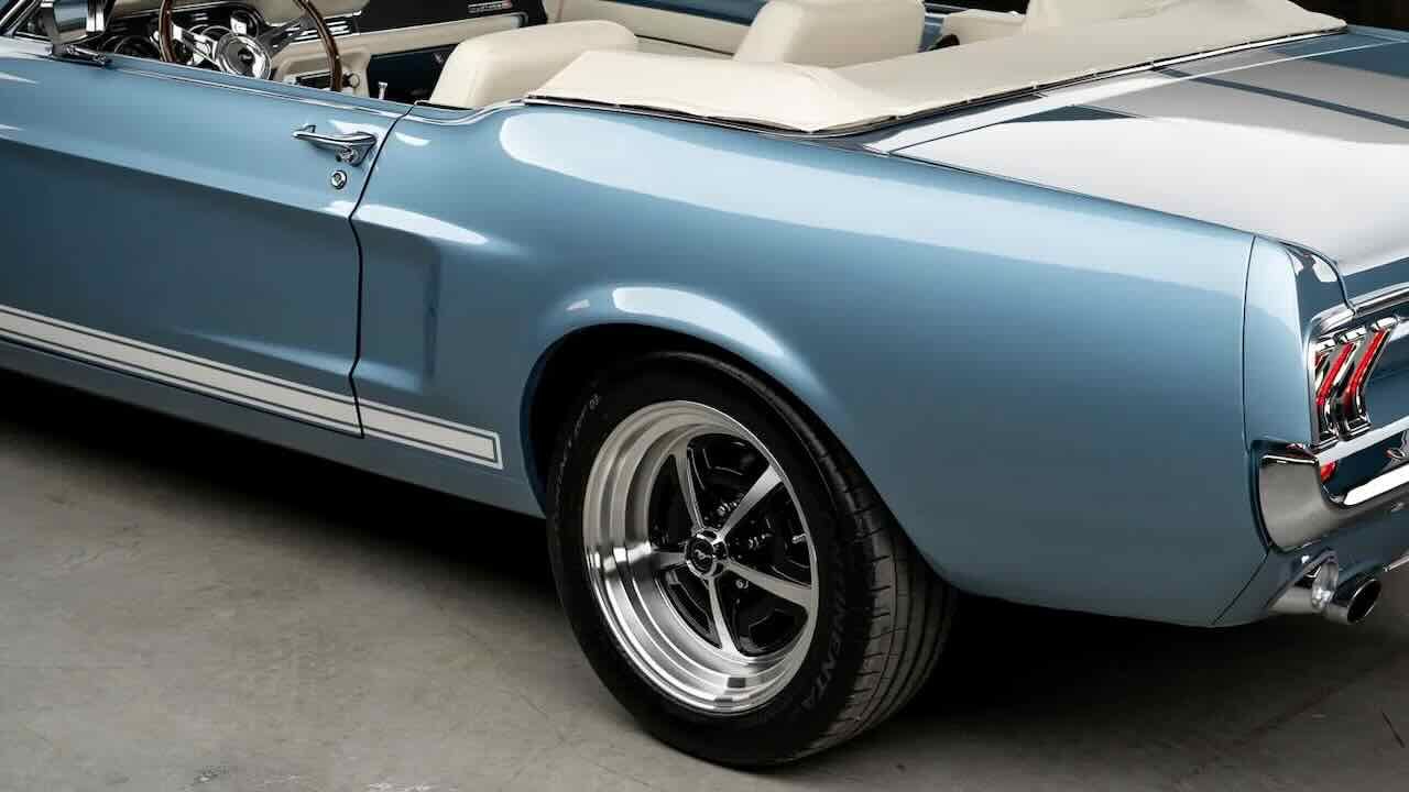 mustang-cabrio-velocity-modern-classics_7.jpeg