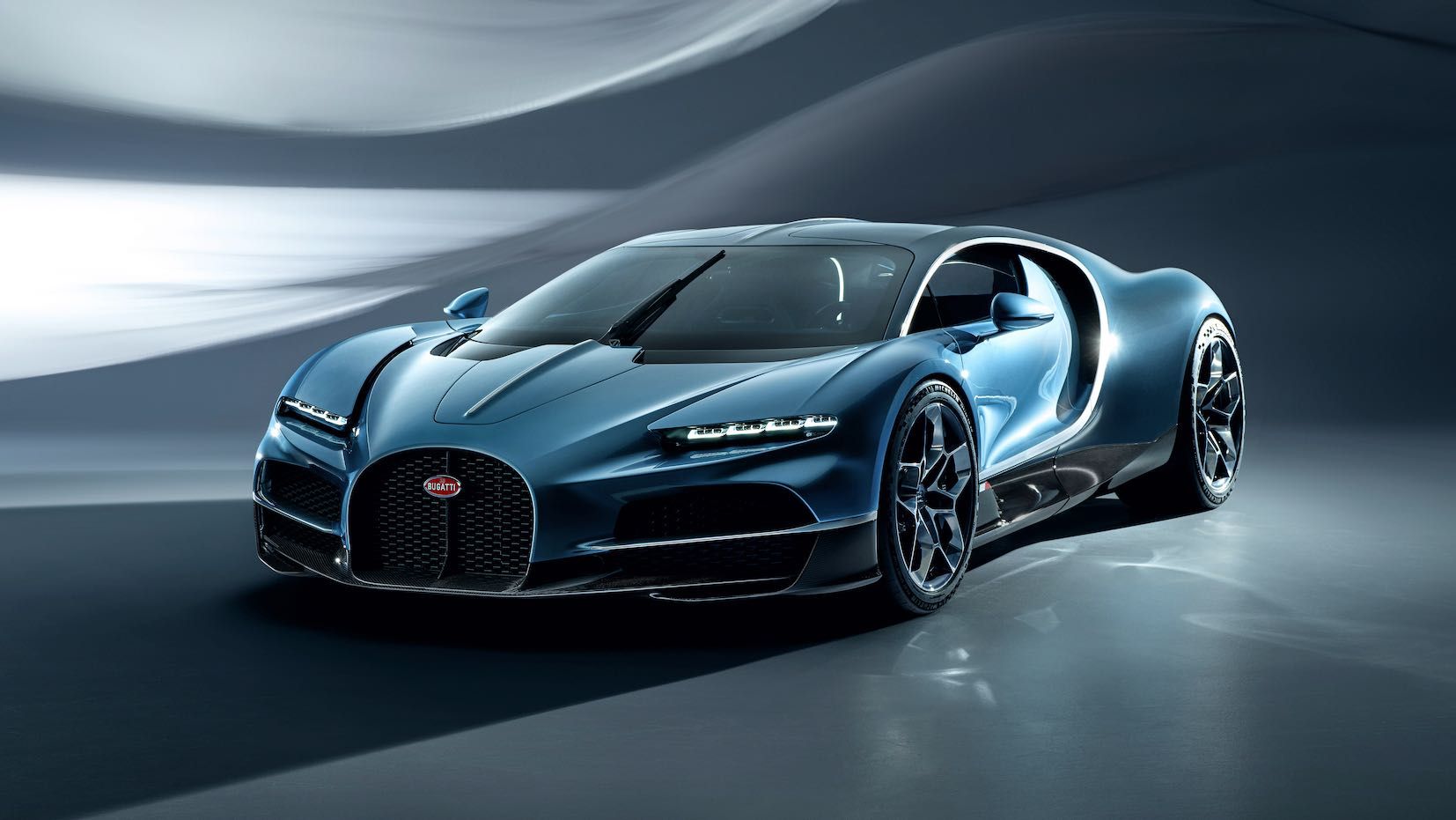 25-BUGATTI_tourbillon_World-Premier_0.jpeg