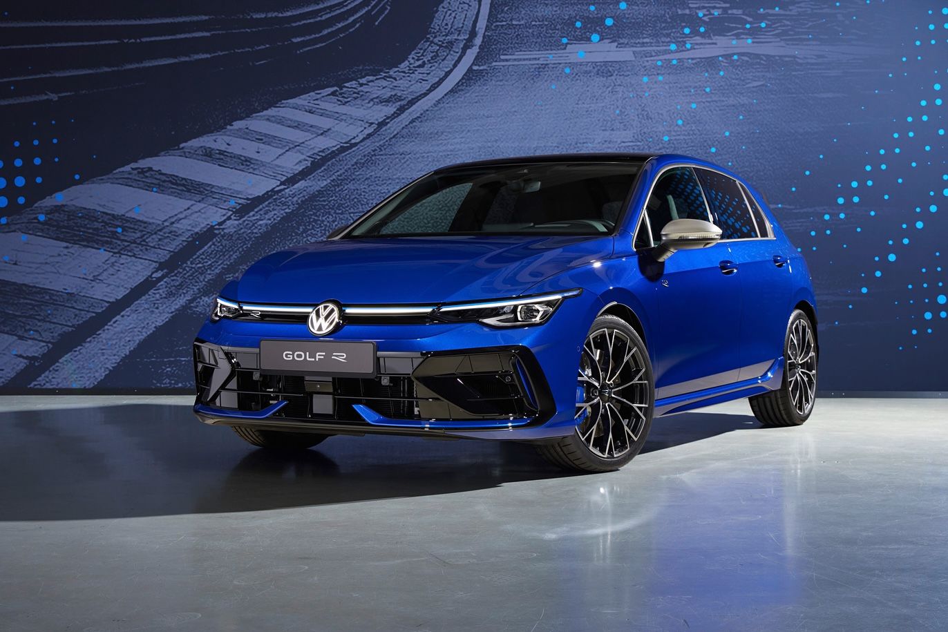 Volkswagen-Golf-R-2025-10.jpeg