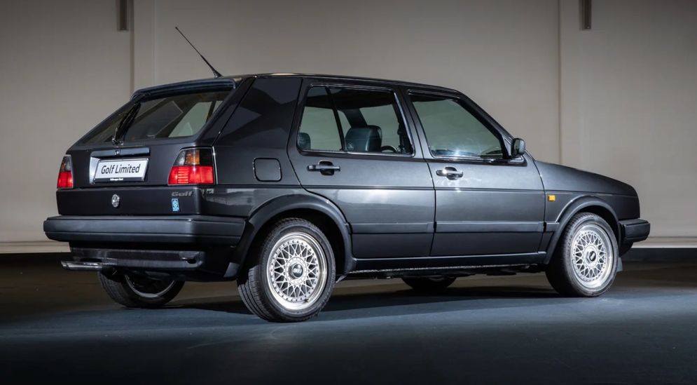 volkswagen-golf-hot-hatch-1.jpeg