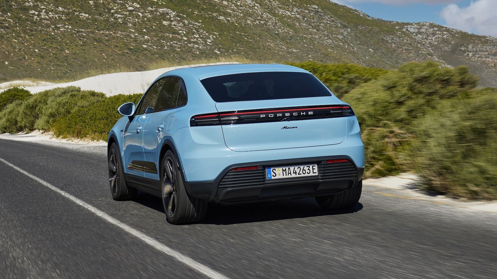 05_Porsche_Macan.jpeg