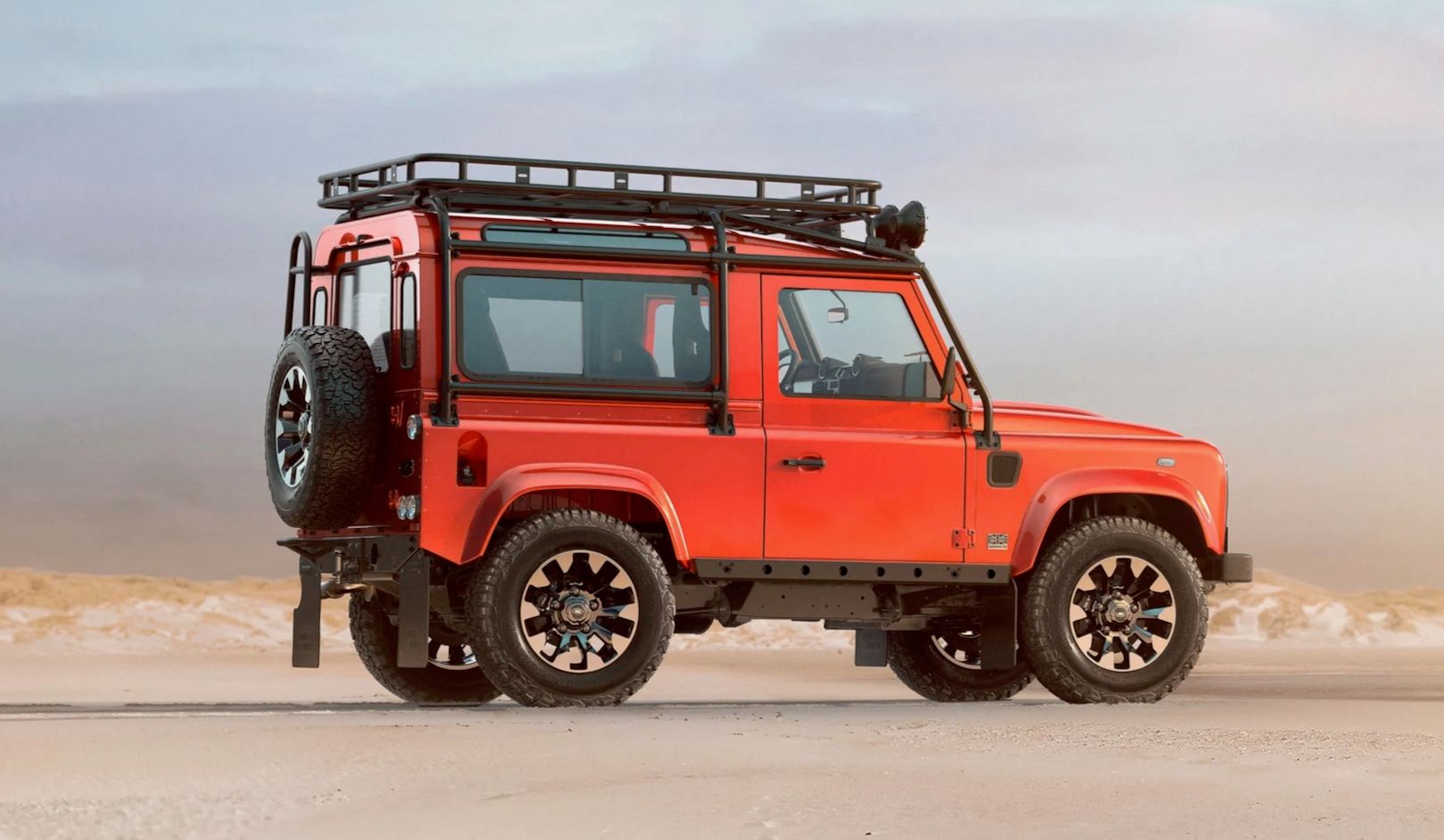 Land-Rover-Classic-Defender-V8-by-Works-Bespoke-10.jpeg