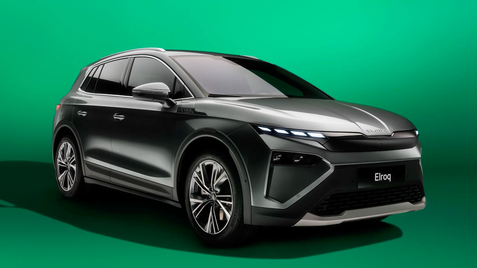 Skoda-Elroq_Graphite Grey_FRONT34b_RT01_1.jpeg