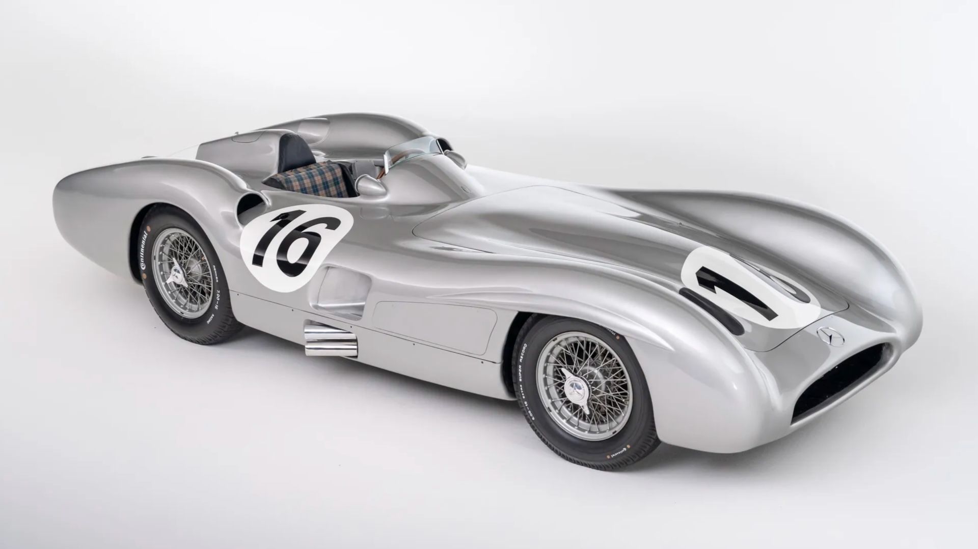 Mercedes-Benz-W196-Rs-9.jpeg