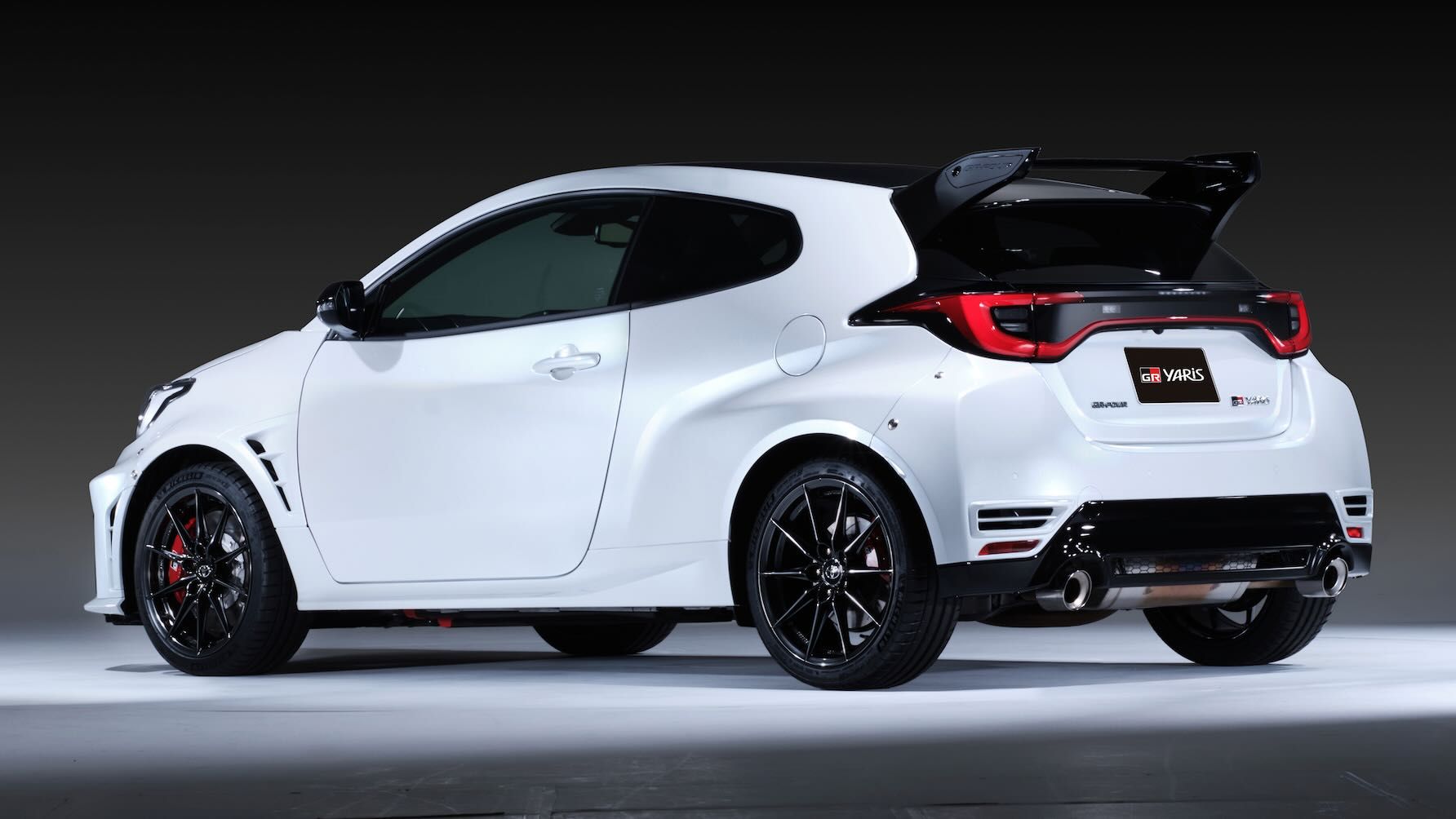 Toyota-GR-yaris-tokyo_003b.jpeg