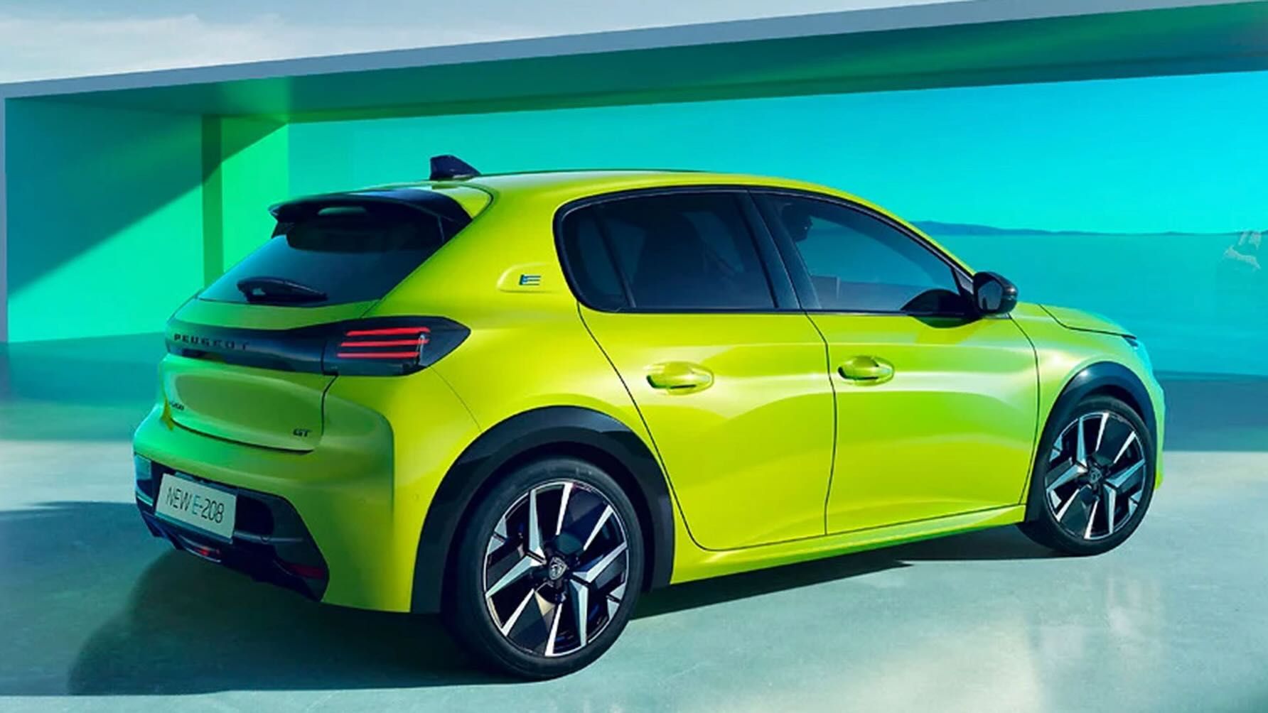 peugeot-GTI-e208-smp.jpeg