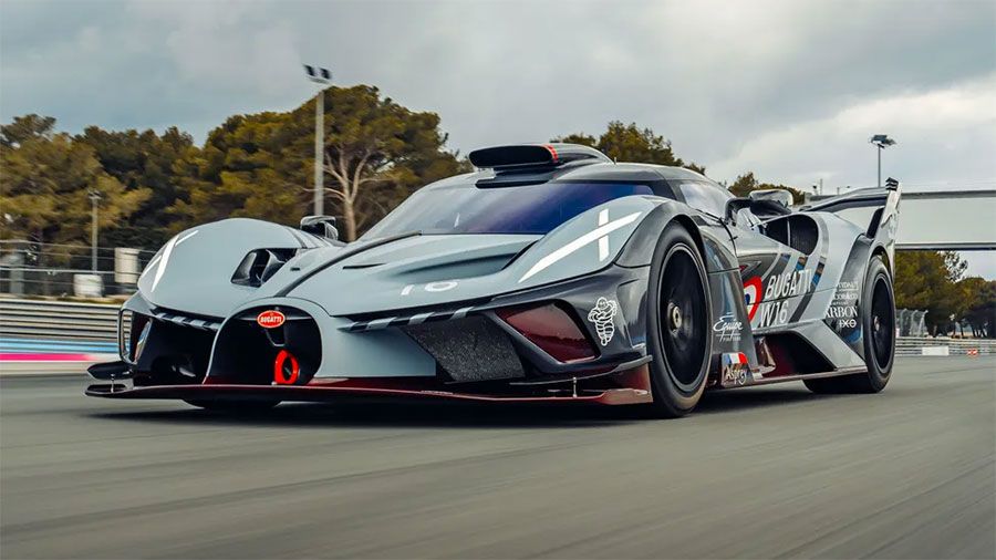Bugatti-Bolide-001.jpg