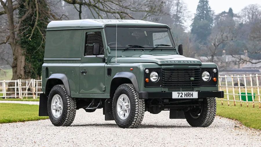 Land-Rover-Defender-Re-Carlo-III-001.jpg