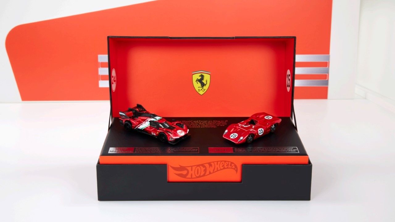 Hot-Wheels-Ferrari-Heritage-Set-001.jpg