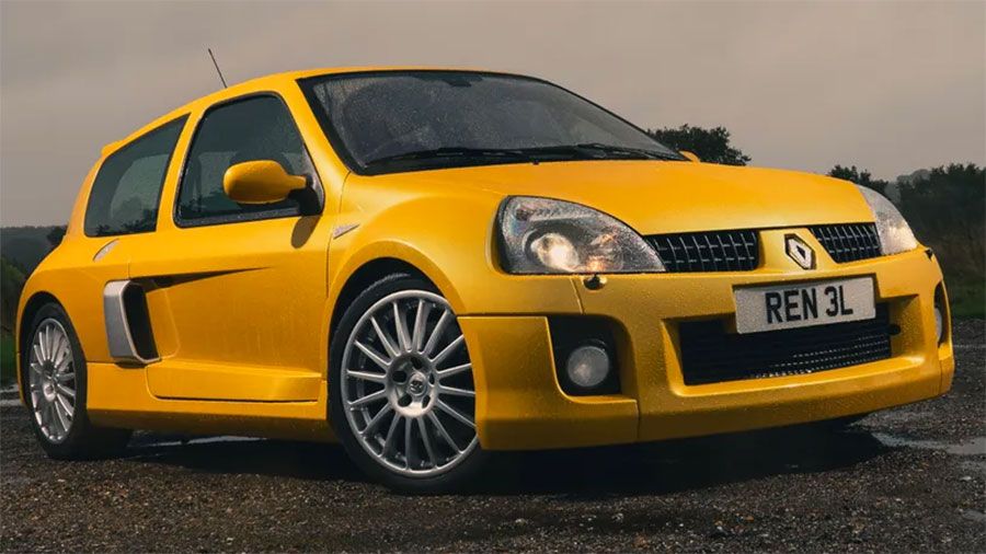 Renault-Clio-V6-001.jpg