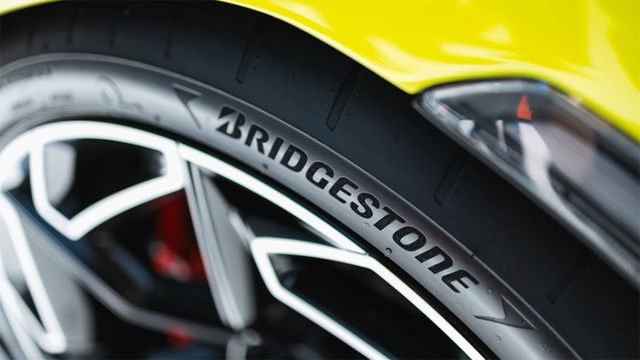 Bridgestone-Lamborghini-Fenomeno-006.jpg