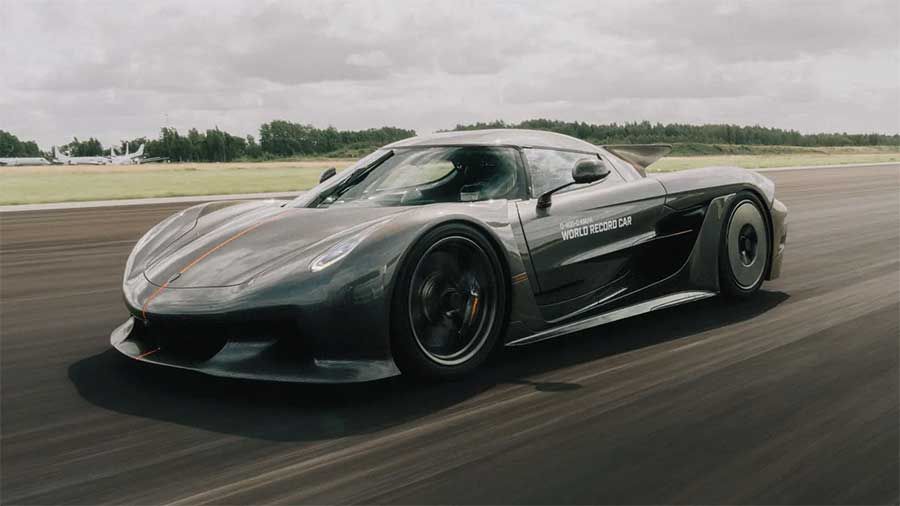 Koenigsegg-Jesko-Absolut-002.jpg